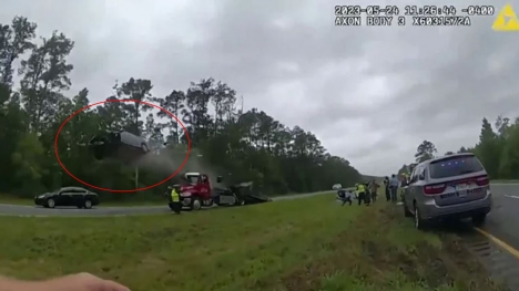Car launches off tow truck ramp in Florida, soars 36m down the highway