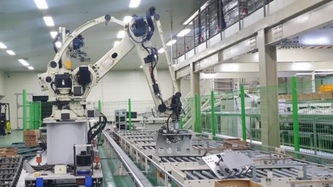 Worker was crushed by robot that mistook him for a box of vegetables
