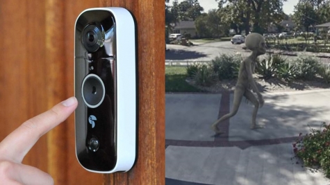 Woman catches her husband kissing his mistress thanks to the doorbell camera