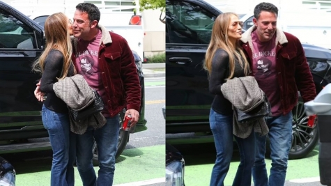 Ben Affleck and Jennifer Lopez spotted sharing an awkward kiss during latest outing amid divorce speculations