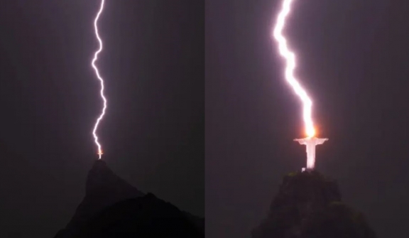 Breathtaking lightning strikes 125ft Christ the Redeemer statue in Brazil