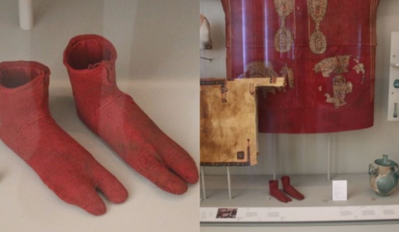 1,600-Year-Old Egyptian socks made for sandals resemble lobster-ish