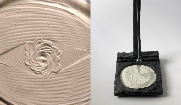 Sand pendulum created a mysterious rose after an earthquake rattled the store 