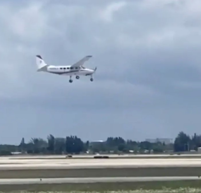 Passenger with no prior experience in flying an airplane successfully lands after the pilot gets sick 2