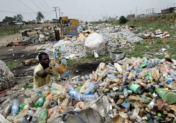 Nigerians turn plastic bottles into earthquake-proof homes stronger than bricks 3
