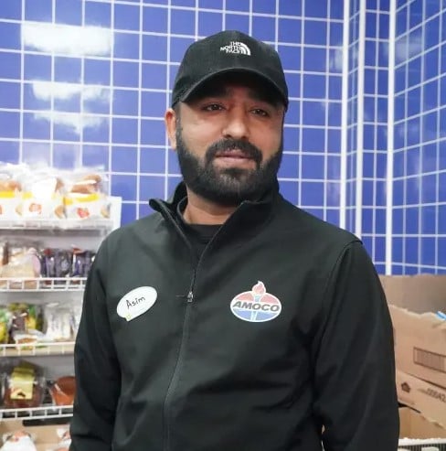 Brooklyn store sold two $10M lottery tickets to the same customer but has yet to be tipped by the winner 1