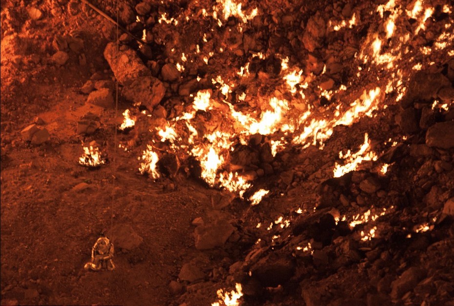 First man enters 1,000C Turkmenistan's 'Door to Hell' discloses the mysteries he found inside 2