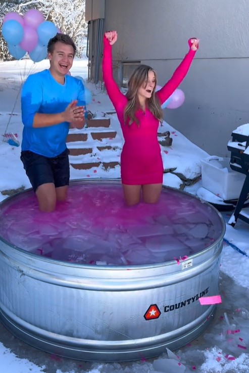 American couple sparks debate after jumping into ice bath in the middle of winter for unique gender reveal 3
