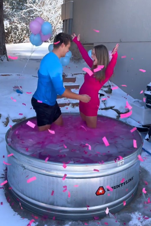 American couple sparks debate after jumping into ice bath in the middle of winter for unique gender reveal 4