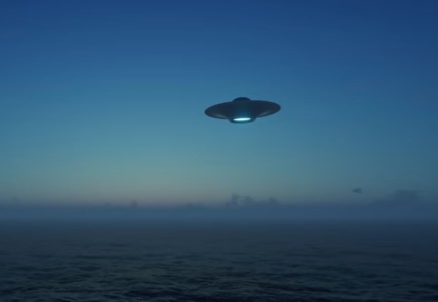 Defense expert encounters UFO going faster than the speed of sound underwater during the mission 3