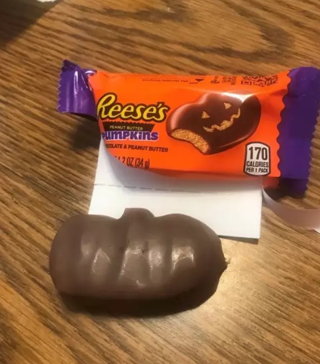 Florida woman sues Hershey after discovering their product did not look like packaging image 2