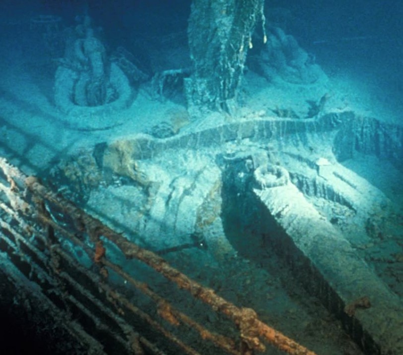 Why are there no missing human remains in the Titanic wreckage? 4