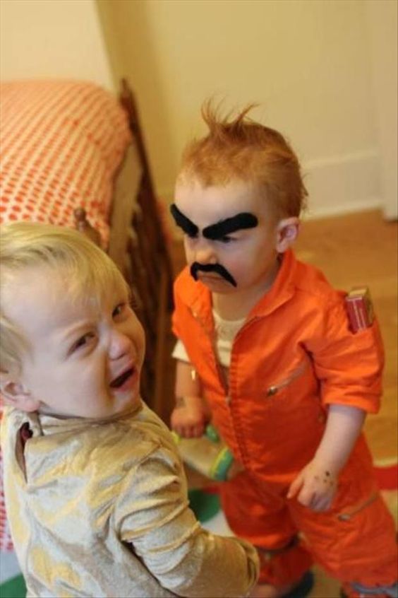 12+ funny photos of kids doing silly things that leave you in stitches 2