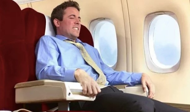 Male passenger who farted excessively left American Airlines flight delayed 2