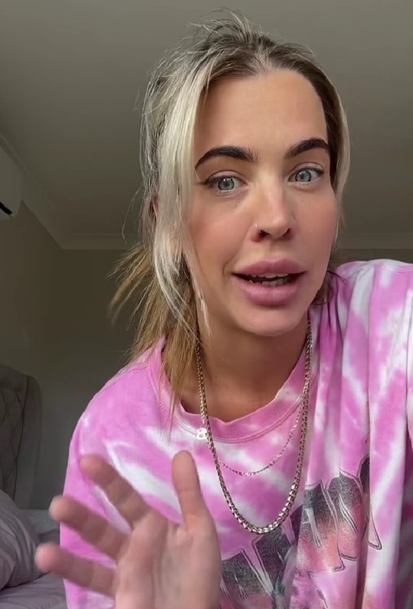 OnlyFans star slammed for asking why men don't want to date people like her 4