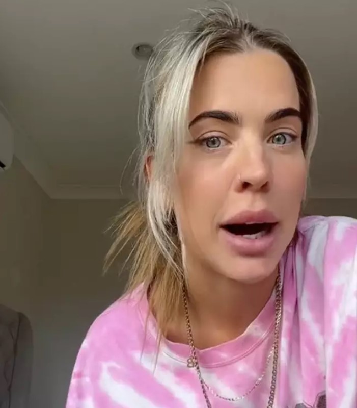 OnlyFans star slammed for asking why men don't want to date people like her 3