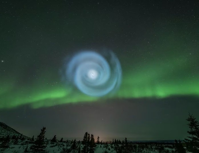 People were stunned after witnessing mysterious giant spirals in the sky 1