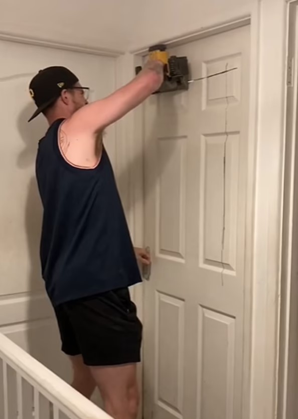 Mother sparks debate as she saws off daughter's bedroom door after she locks herself in with her boyfriend 5