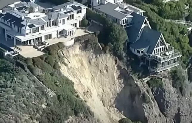 82-year-old doctor living in cliffside mansion refuses to move despite severe warnings it sliding into the ocean 1