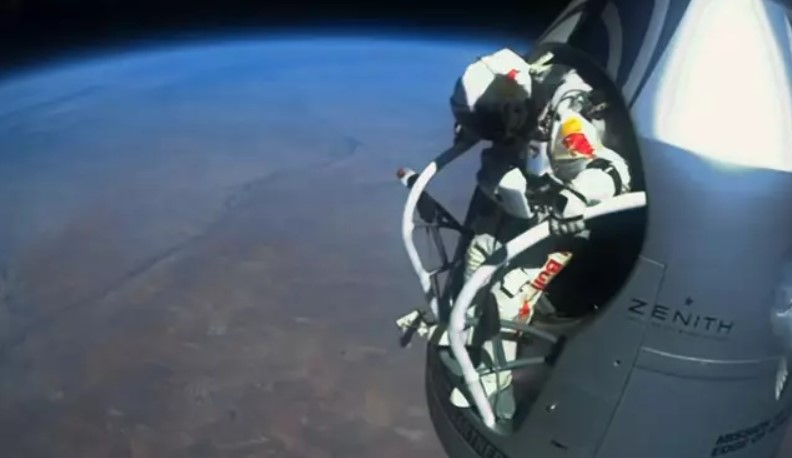 Man broke sound barrier and set world records during his free-fall from space 1
