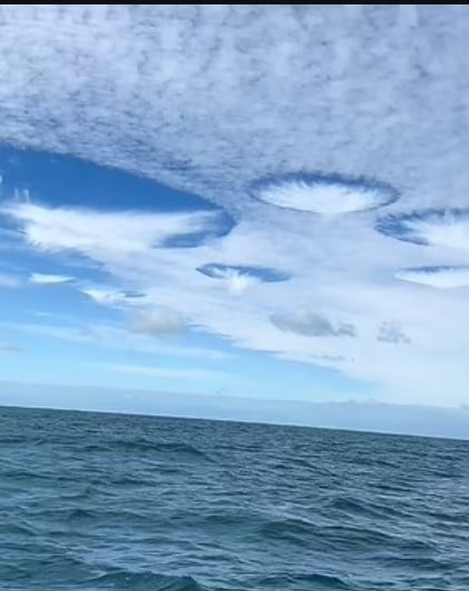 NASA discovers mysterious holes in Florida's clouds that can be seen from space regarding UFO reports 2