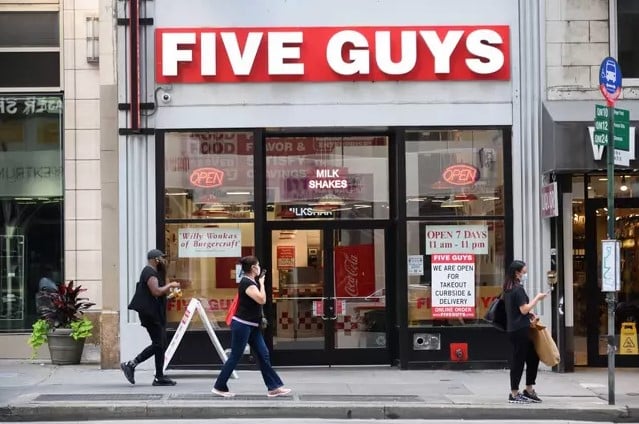 Five Guys explains why it charges so expensive after being slammed over 'out of control' prices of one meal 6