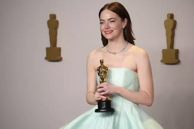 Winners must offer Oscars to the Academy for $1 before selling. Image Credit: Getty