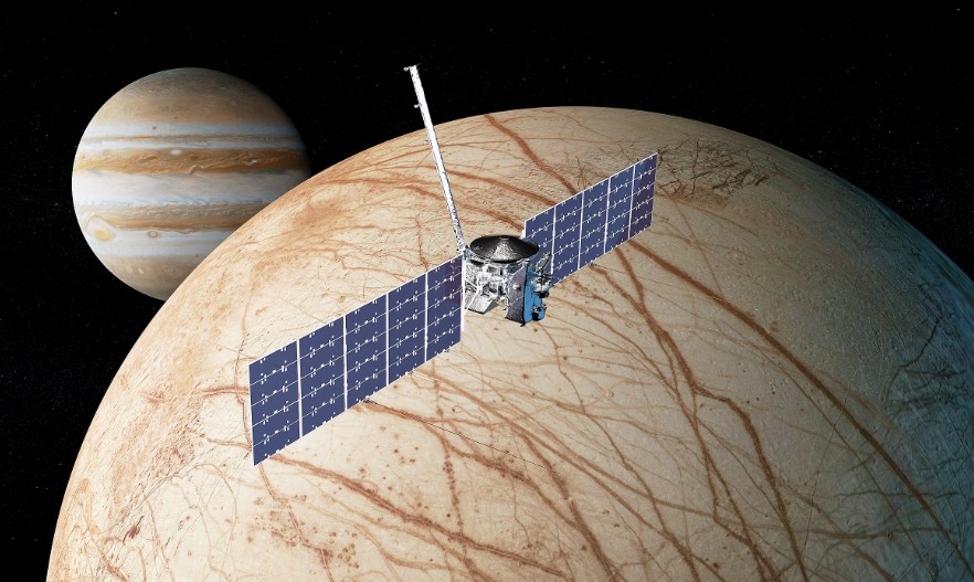 NASA sends 'message in a bottle' to Jupiter's moon Europa where alien life hiding 3