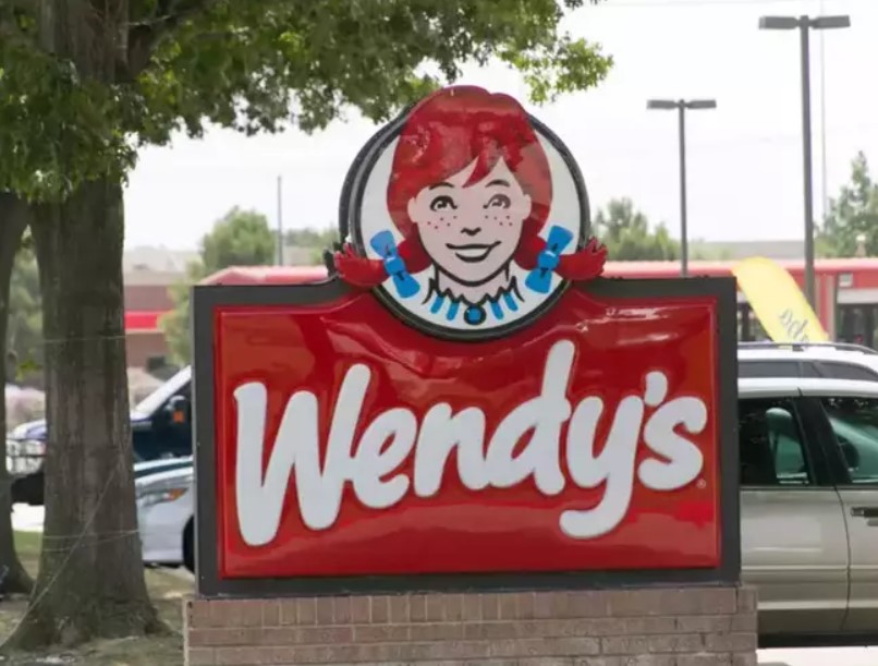 Wendy's manager creates 'ghost employee', steals $20,000 over 128 shifts 1