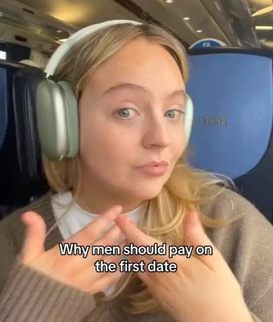 Woman sparks debate as she claimed men should pay on the first date 1