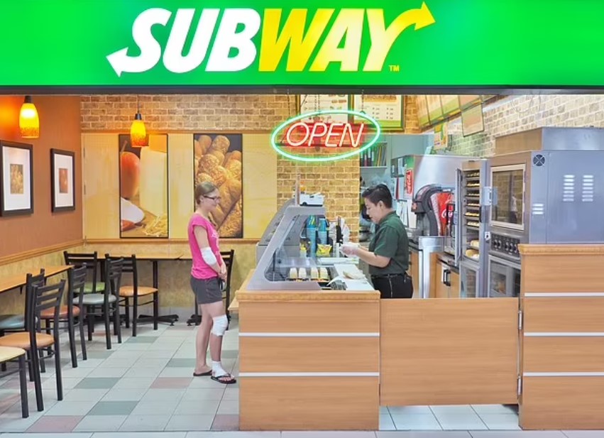 Subway fast-food chain faces backlash as the first chain to switch from Coke to Pepsi product 1