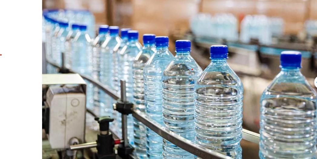 People stunned after learning how bottled water is actually made 1