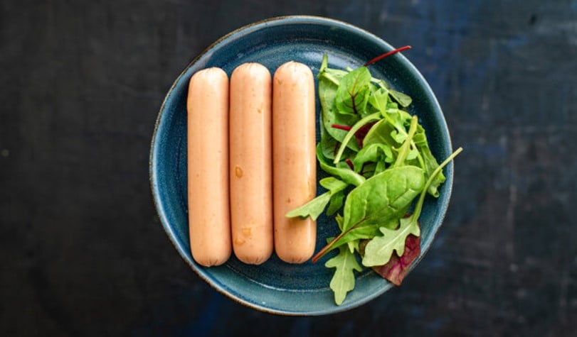 People baffled after learning how vegetarian sausages are actually made 3