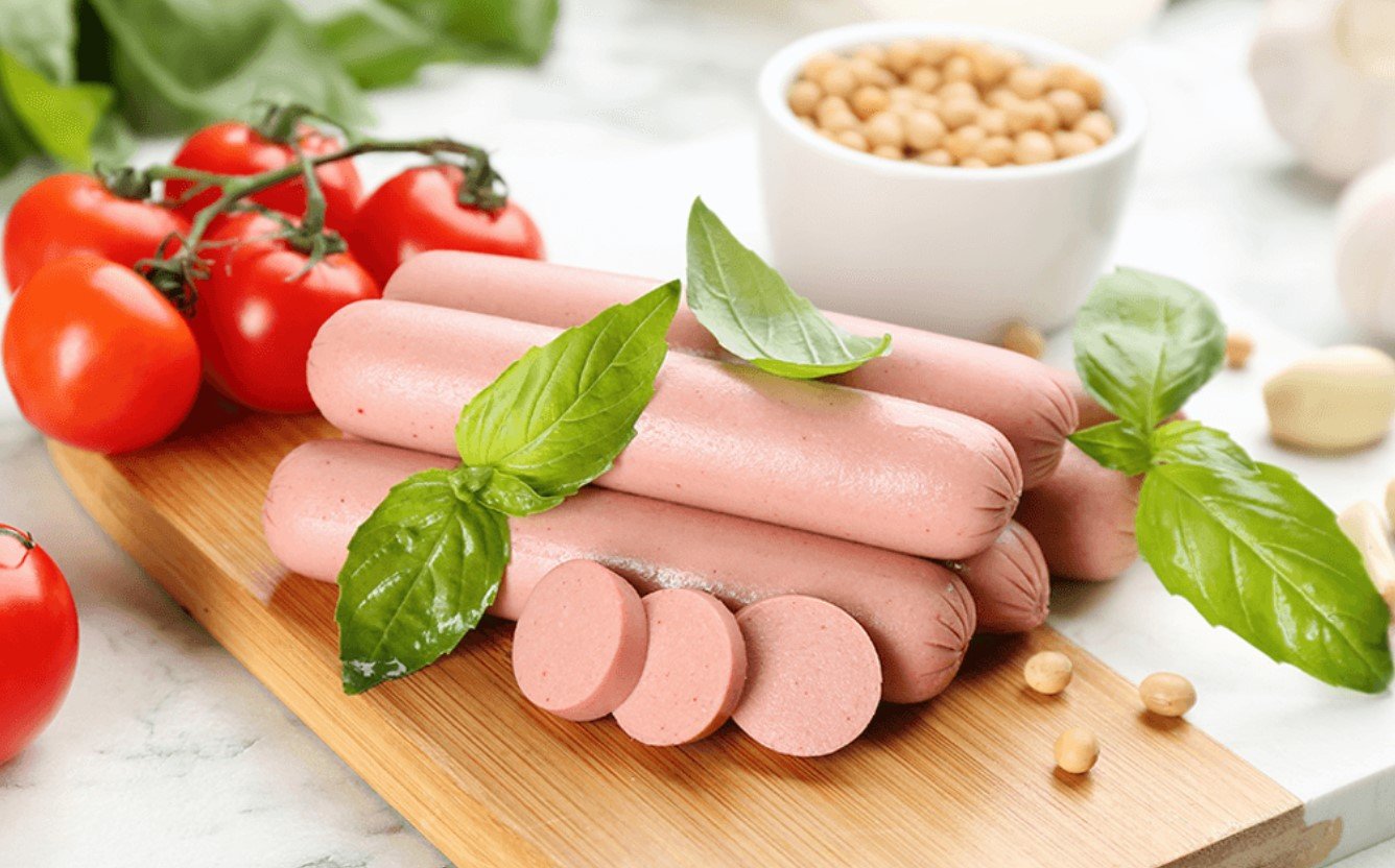 People baffled after learning how vegetarian sausages are actually made 1