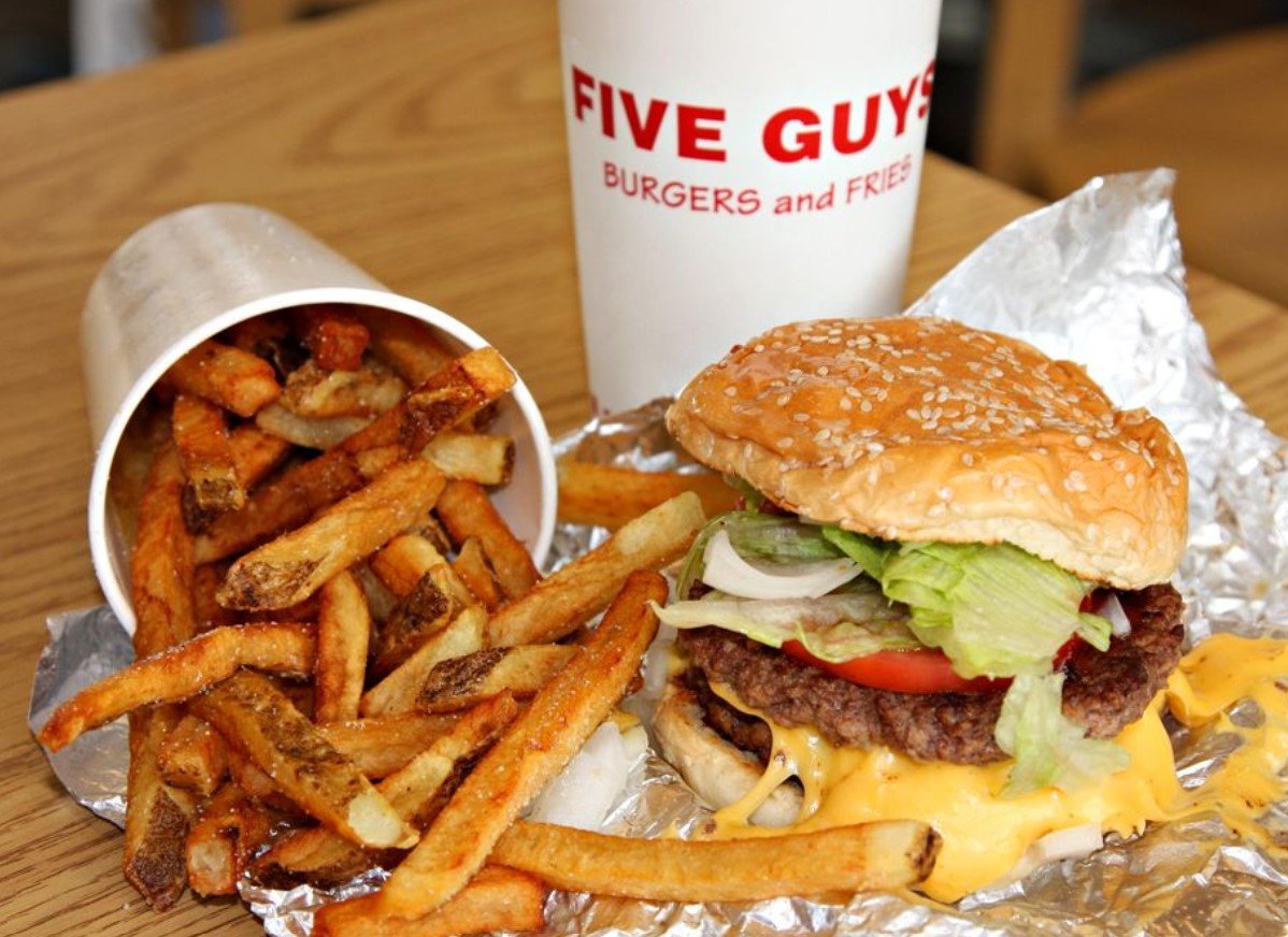 People are just learning why Five Guys always gives so many fries in every order 1