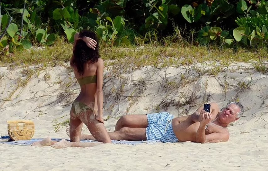 Despite criticism, the couple openly showed affection in the beautiful Caribbean island setting. Image Credit: MEGA