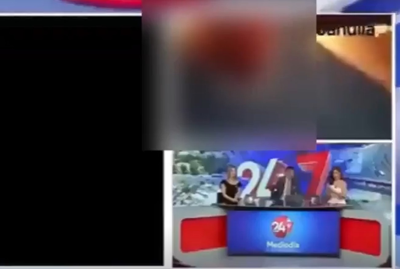 News station suddenly broadcasted man's private part instead of solar eclipse on live TV 5