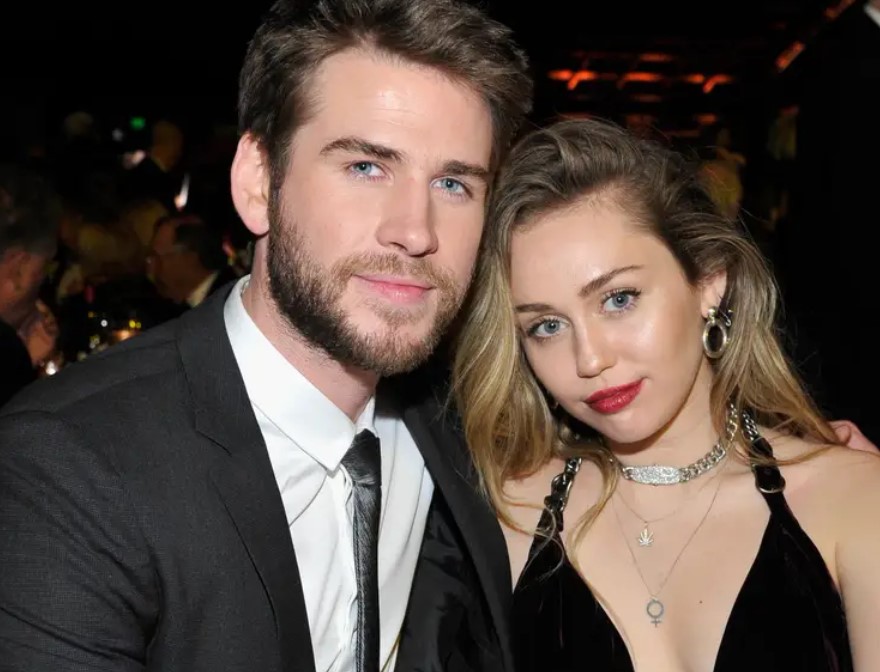 Noah Cyrus breaks silence over criticism after liking Miley's ex Liam Hemsworth’s picture 4