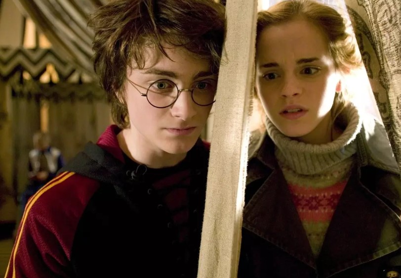 Harry Potter actress offers to help resolve conflicts between JK Rowling, Daniel Radcliffe, and Emma Watson 3