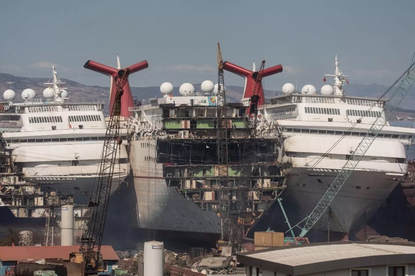 People are just learning what happens to old cruise ships after being sent into massive 'graveyards' 4