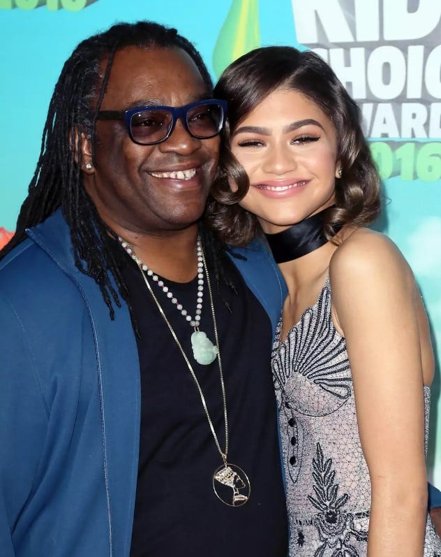 Zendaya responds perfectly to people who mock her parents 4