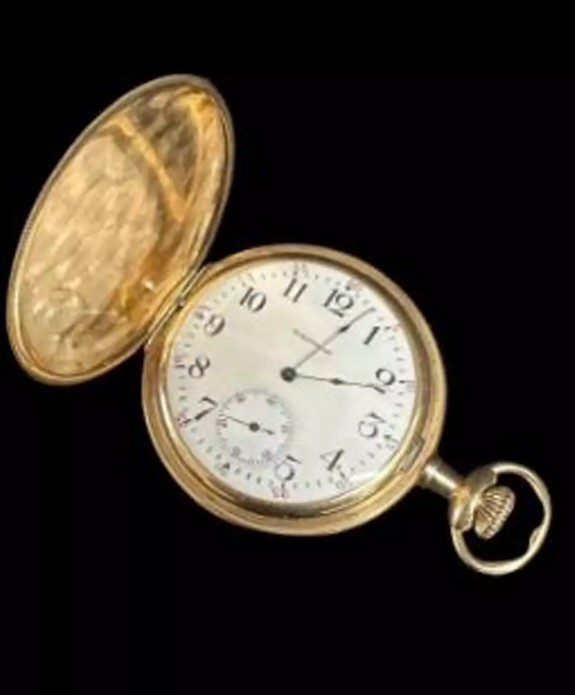 Gold pocket watch from Titanic's wealthiest passenger sells for an astonishing price 3