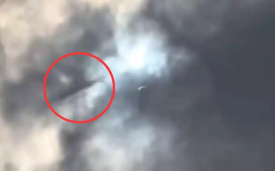 Many visitors captured the object which was believed a UFO flying in the sky. Image Credit: X