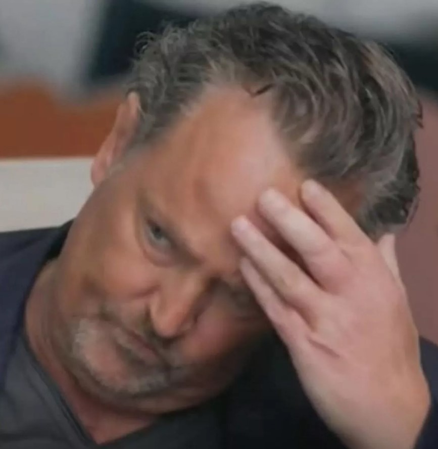 Late actor Matthew Perry revealed reason why he couldn't watch Friends before his demise 4