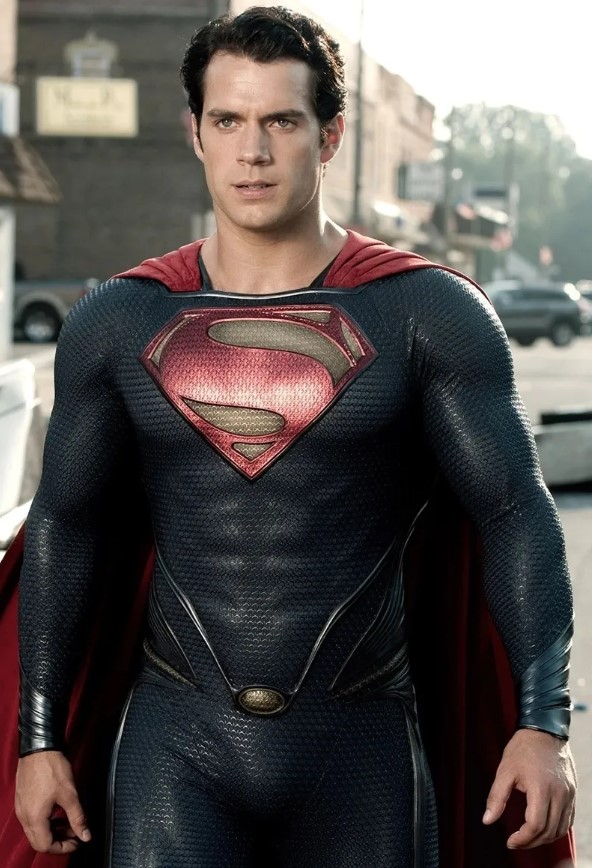 Newest Superman suit that has been disclosed left fans divided 4
