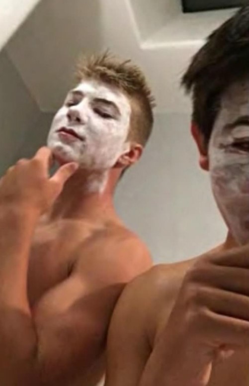 Teens wrongly accused of 'blackface' receive $1 million after clarifying it was an acne mask 2
