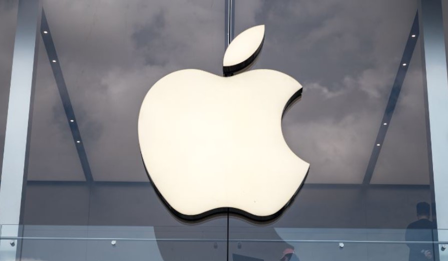 First Apple logo was inspired by Newton sitting under a tree, book in hand, with 