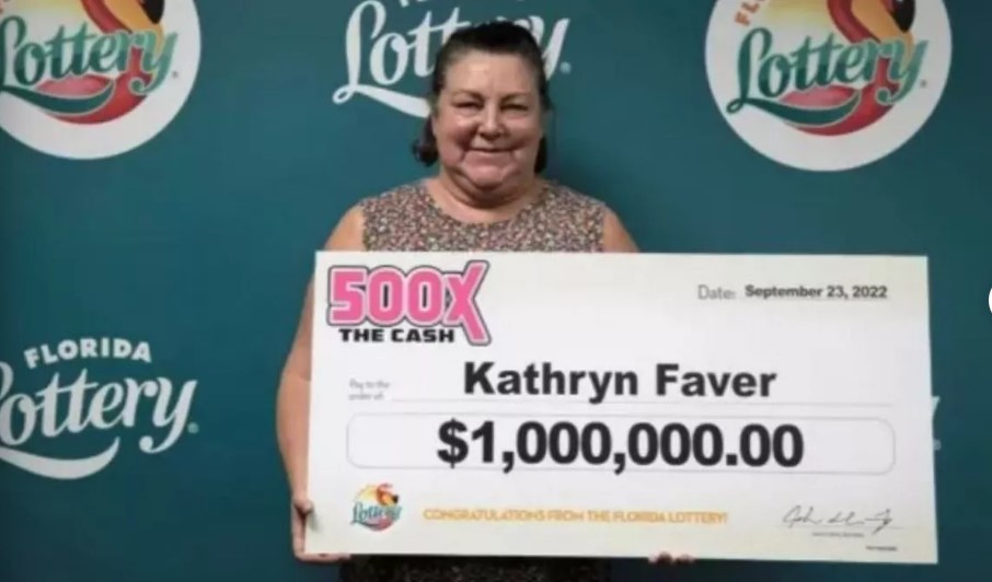 Lottery winner who won $1M suddenly gets call from police to inform their prize has been shattered 1