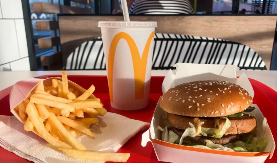 Former McDonald's chef reveals reason why they didn't offer vegetarian menu in America 3