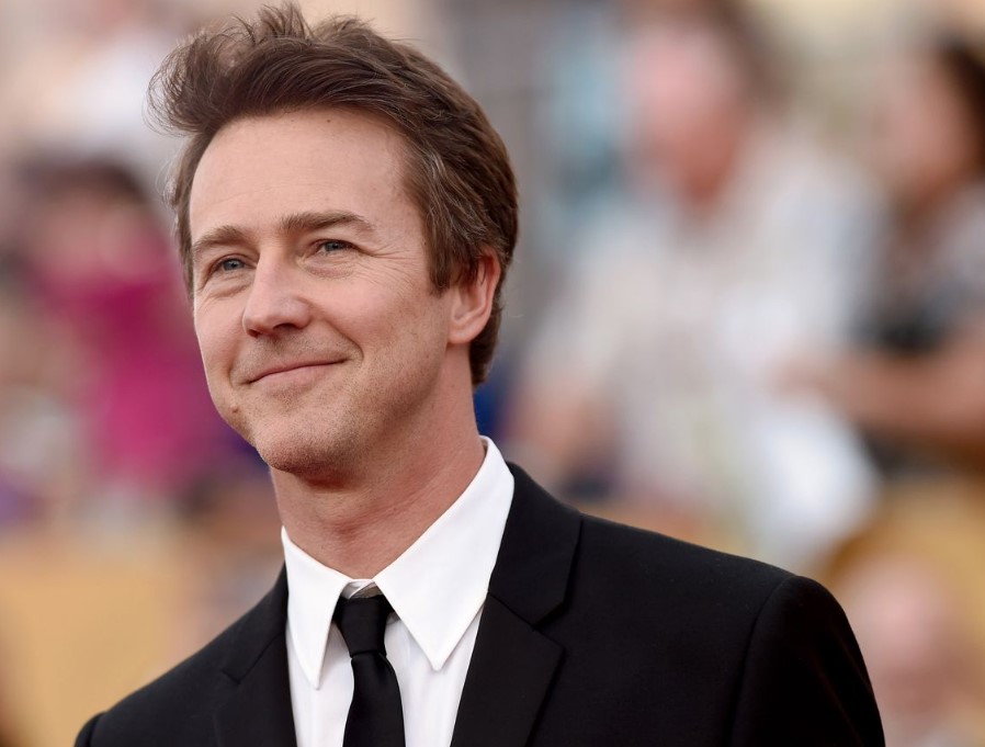 Edward Norton stunned after finding out he was a direct descendant of Pocahontas 1